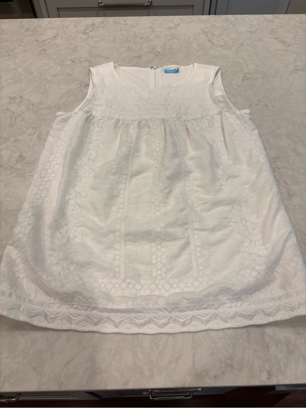 J. McLaughlin White Linen Embroidered Sleeveless Women’s Top